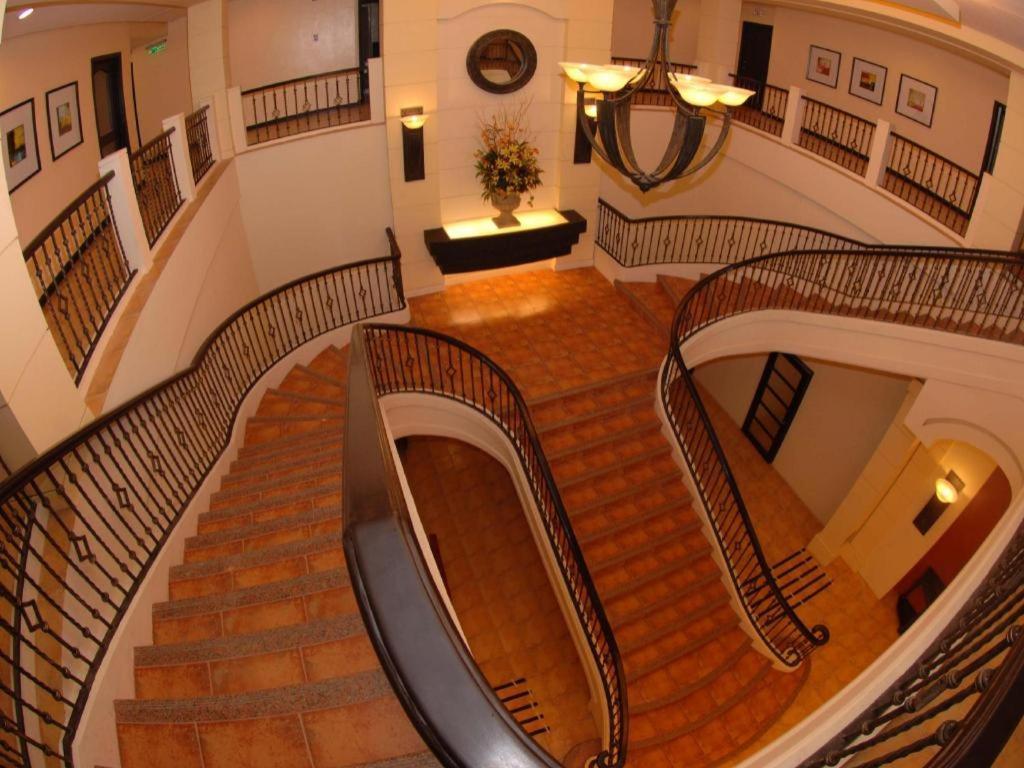Planta Centro Bacolod Hotel & Residences Dış mekan fotoğraf