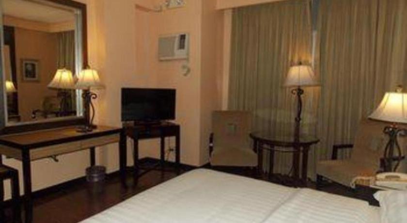 Planta Centro Bacolod Hotel & Residences Dış mekan fotoğraf