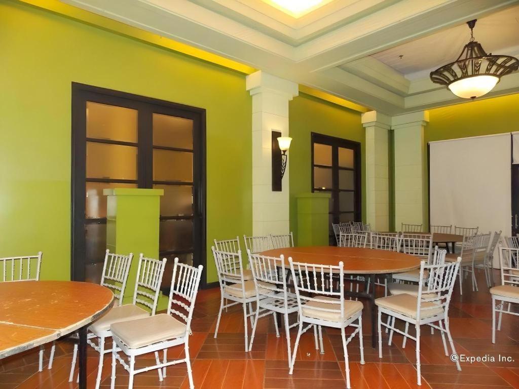 Planta Centro Bacolod Hotel & Residences Dış mekan fotoğraf